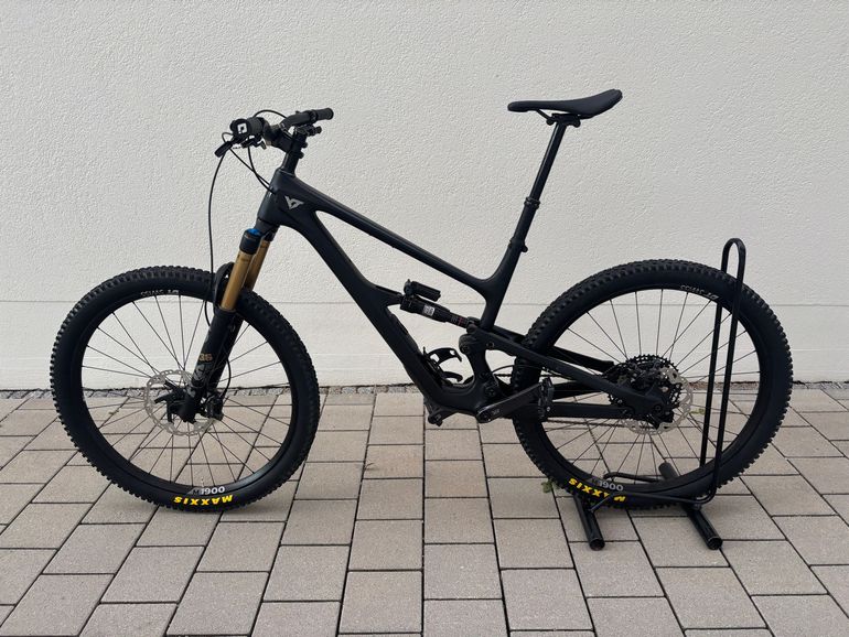 YT Custom Shimano Deore XT 2026 Mountainbike usato, Nero — immagine 3 di 20