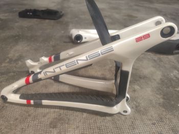 Käytetty Intense TRACER 29 FRAMESET 2026 Frameset 2026 Mountainbike — kuva 7 / 16