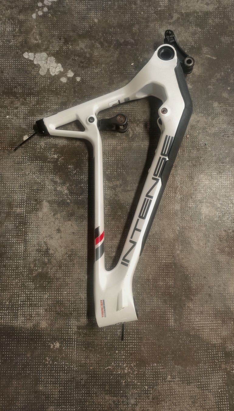 Käytetty Intense TRACER 29 FRAMESET 2026 Frameset 2026 Mountainbike — kuva 6 / 16