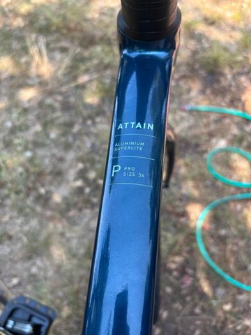 Used CUBE ATTAIN, PRO 2026 2026 Road & Gravel, Blue — image 8 of 10