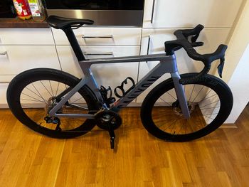 Tweedehands Canyon Aeroad CF SLX 7 Di2 2027 2027 Road & Gravel