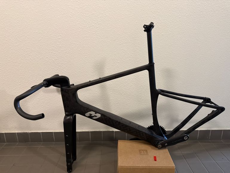 Brugt 3T EXTREMA ITALIA 2024 Frameset 2024 Road & Gravel — billede 2 af 20