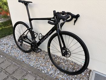 Použité BMC Roadmachine FIVE 2023 2023 Road & Gravel — obrázek 2 z 12