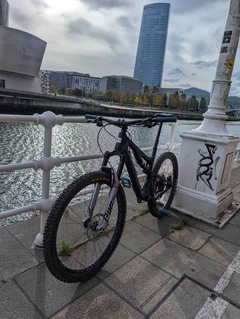 Used Santa Cruz 5010 C S 2018 2018 Mountainbike, Blue, 27.5 — image 4 of 6
