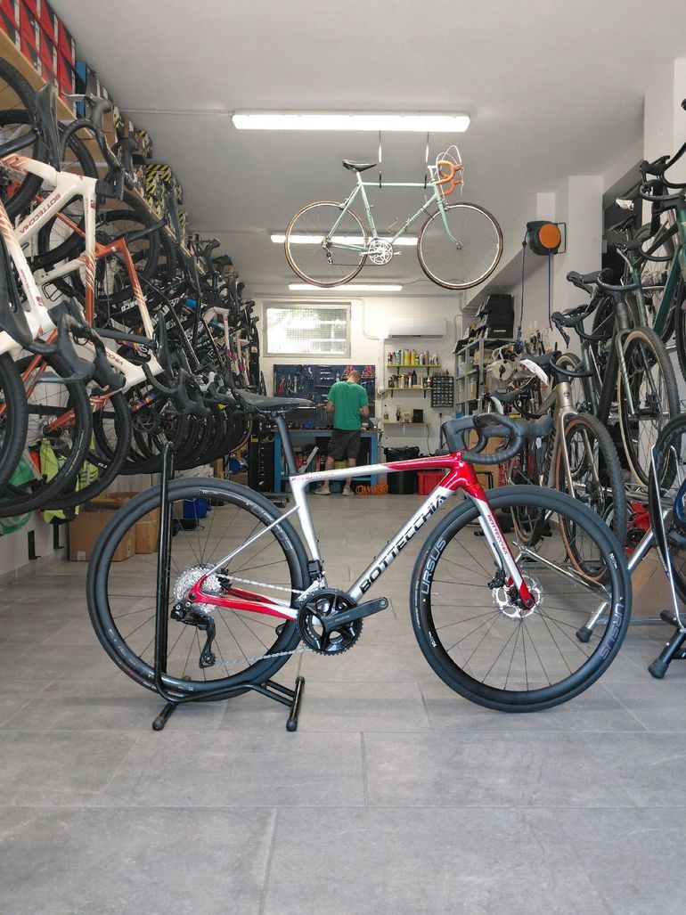 Used Bottecchia Custom Shimano 105 Di2 2026 Road & Gravel, Red — image 7 of 7