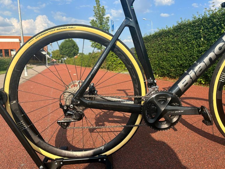 Używany Bianchi Aria - 105 2022 2022 Road & Gravel — zdjęcie 3 z 10