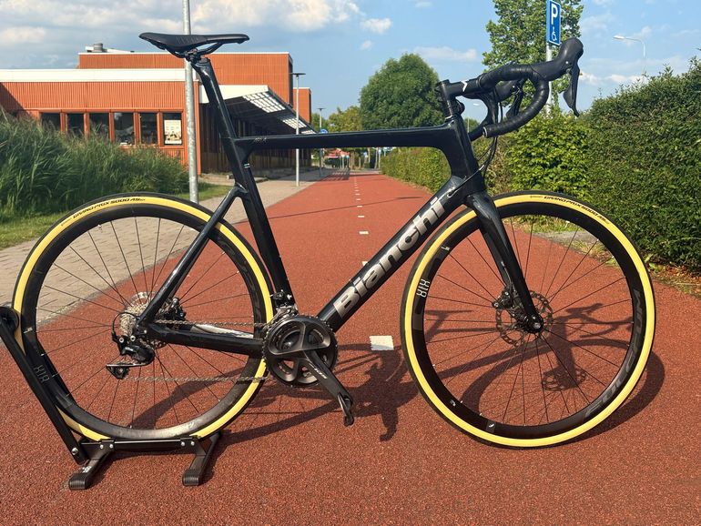 Używany Bianchi Aria - 105 2022 2022 Road & Gravel — zdjęcie 2 z 10