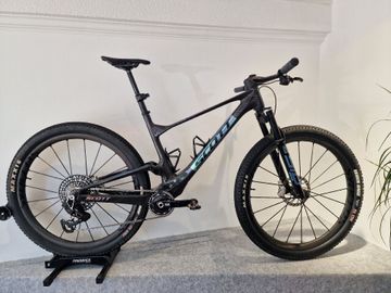 Tweedehands Scott Spark RC SL 2026 2026 Mountainbike — afbeelding 2 van 12