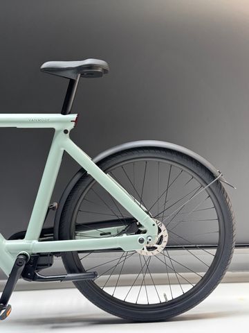 Used Vanmoof S6 2025 2025 Urban, Light Gray — image 7 of 10