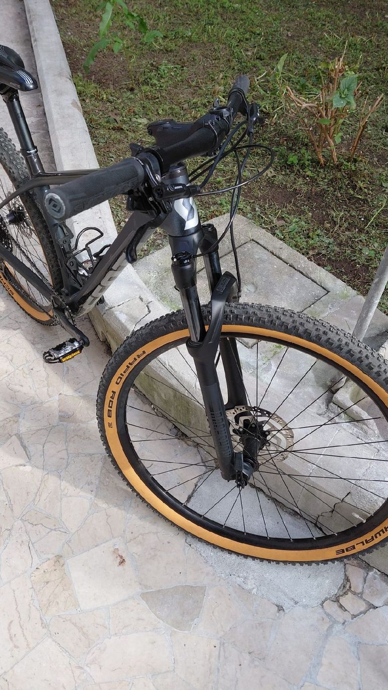 Used Scott Scale 940 2022 2022 Mountainbike, Light Gray, 29 — image 2 of 7