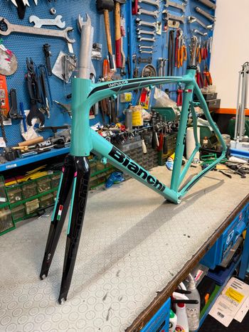 Used Bianchi IMPULSO. 2020. NOS. NUOVO. Frameset 2020 Road & Gravel, Blue — image 8 of 16