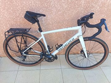 Käytetty Specialized Diverge Shimano Claris 2024 Road & Gravel