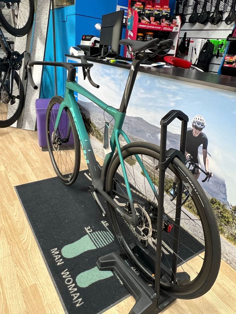 Used Bianchi Specialissima SRAM Force eTap AXS 2025 Road & Gravel, Green — image 8 of 8