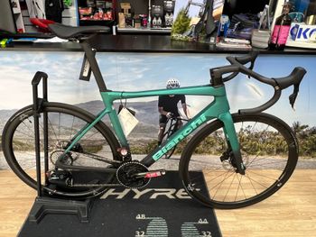 Used Bianchi Specialissima SRAM Force eTap AXS 2025 Road & Gravel