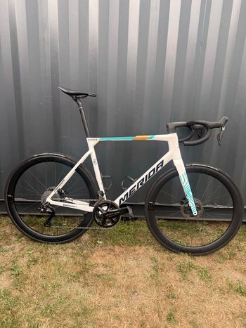 Merida SCULTURA TEAM 2025 2025 Road & Gravel usato