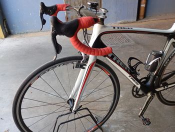 Trek Madone 4.3 H2 Compact 2014 2014 Road & Gravel usato, Bianco — immagine 3 di 7