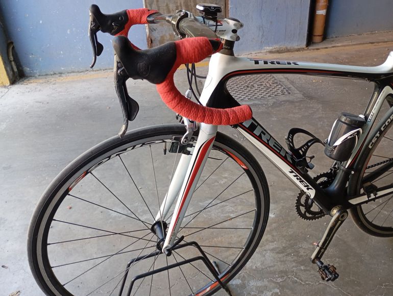 Trek Madone 4.3 H2 Compact 2014 2014 Road & Gravel usato, Bianco — immagine 3 di 7