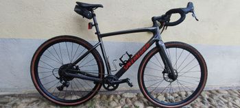 Specialized Diverge Base Carbon 2022 2022 Road & Gravel usato, Grigio chiaro — immagine 5 di 8