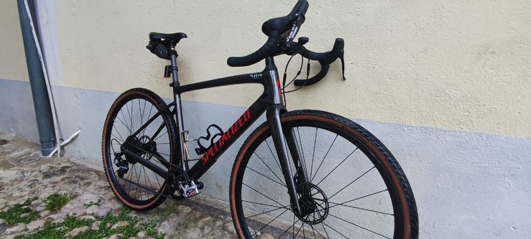 Specialized Diverge Base Carbon 2022 2022 Road & Gravel usato, Grigio chiaro — immagine 6 di 8