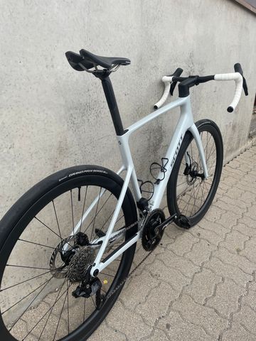 Used Scott Addict Shimano 105 Di2 2026 Road & Gravel, White — image 5 of 8