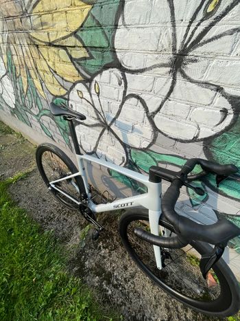 Gebrauchtes Scott Addict 20 2026 2026 Road & Gravel, Weiß — Bild 2 von 5