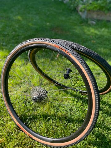 Scott Addict 20 2026 2026 Road & Gravel de segunda mano, Blanco — imagen 4 de 5