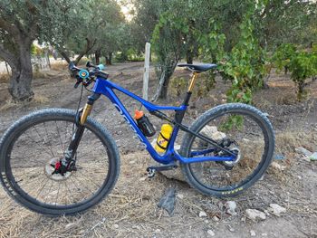 Gebrauchtes Orbea Oiz Shimano Deore XT Di2 2026 Mountainbike, Blau, 29 — Bild 3 von 28