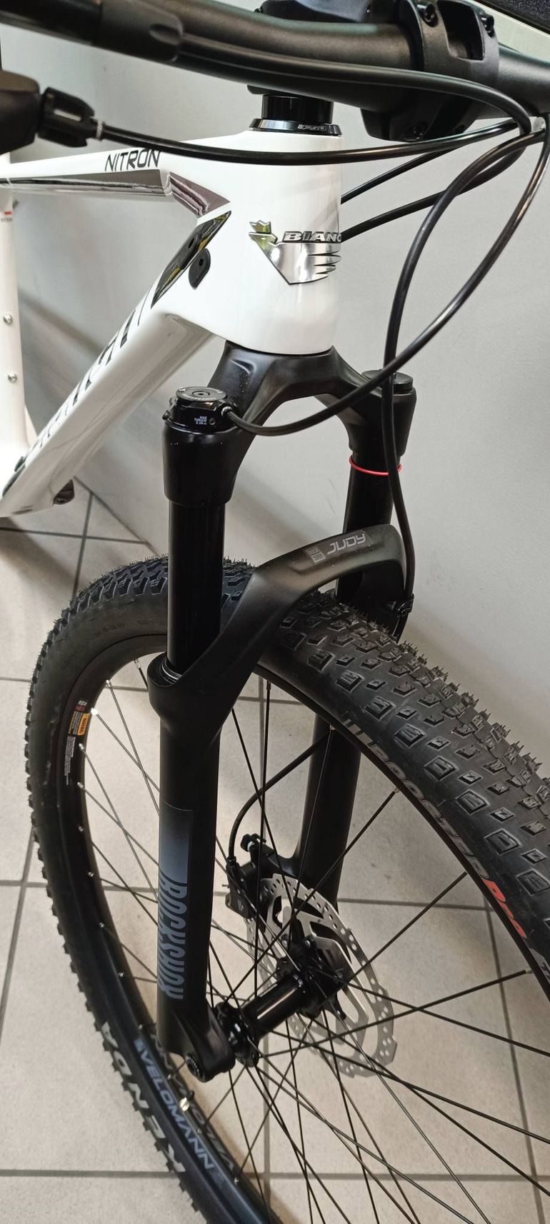 Gebrauchtes Bianchi Nitron Shimano Deore XT 2025 Mountainbike, Weiß — Bild 2 von 4