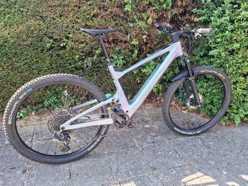 Scott Lumen 900 2023 Mountainbike usato, Bianco — immagine 3 di 8