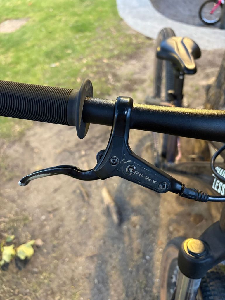 Gebrauchtes CUBE FLYING CIRCUS 2024 2024 Mountainbike, Schwarz, 26 — Bild 5 von 7