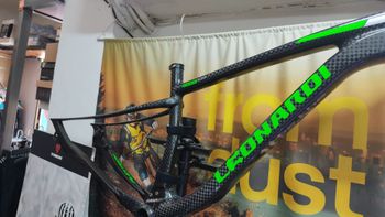 Używany LEONARDY Dark Frameset 2019 MTB