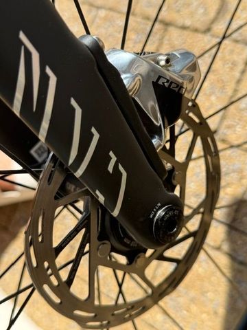 Gebrauchtes Canyon Ultimate SRAM Red eTap AXS 2025 Road & Gravel, Schwarz — Bild 6 von 9