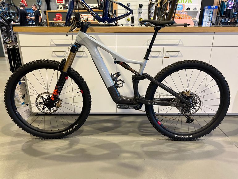 Brugt Focus JAM² SL 8.8 2023 2023 Mountainbike — billede 2 af 6