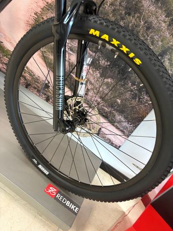 Brugt Orbea ALMA M50 2024 2024 Mountainbike — billede 3 af 5