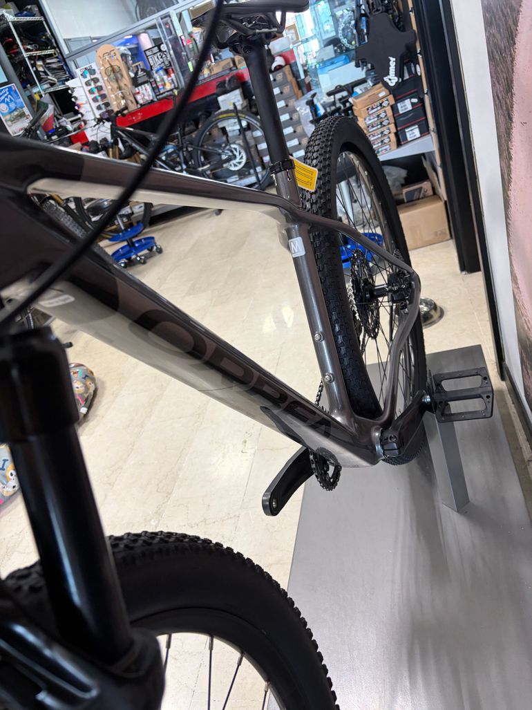 Brugt Orbea ALMA M50 2024 2024 Mountainbike — billede 2 af 5