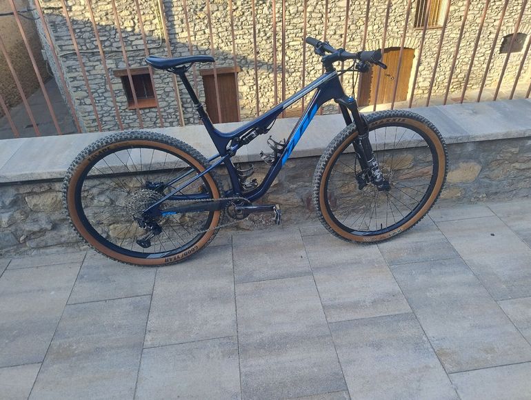 Gebrauchtes KTM SCARP ELITE 2021 2021 Mountainbike, Blau, 29 — Bild 2 von 10