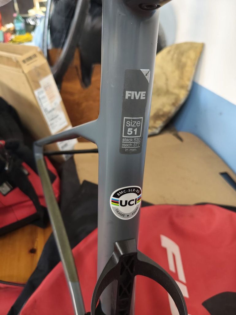 Brugt BMC Custom Frameset 2024 Road & Gravel — billede 3 af 11