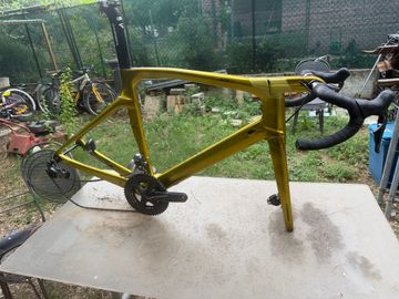 Used Carrera Custom Frameset 2022 Road & Gravel, Orange — image 11 of 13