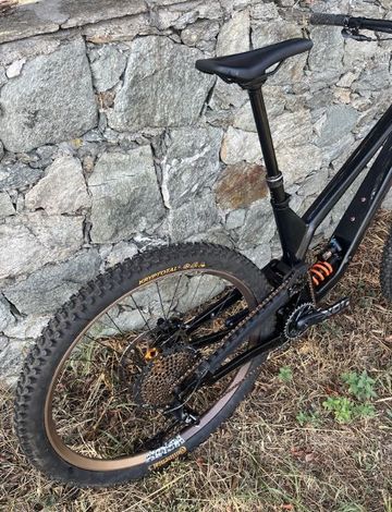 Used Norco Range C1 2023 2023 Mountainbike, Black, 29 — image 9 of 13