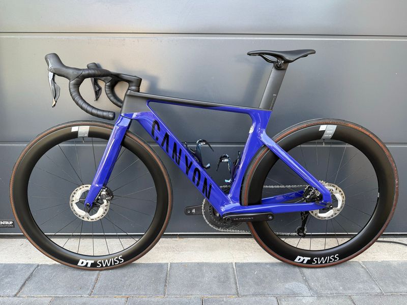 Brugt Canyon Aeroad CF SLX 8 Di2 2023 2023 Road & Gravel
