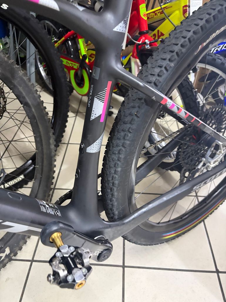 Używany Scott Scale RC World Cup 2026 2026 Mountainbike — zdjęcie 16 z 17