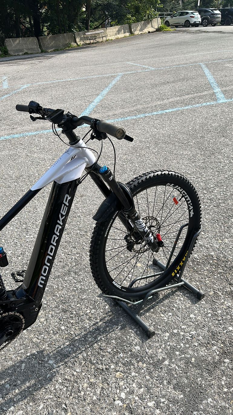 Used Mondraker LEVEL R 2022 2022 Mountainbike, Black, 29 — image 4 of 5