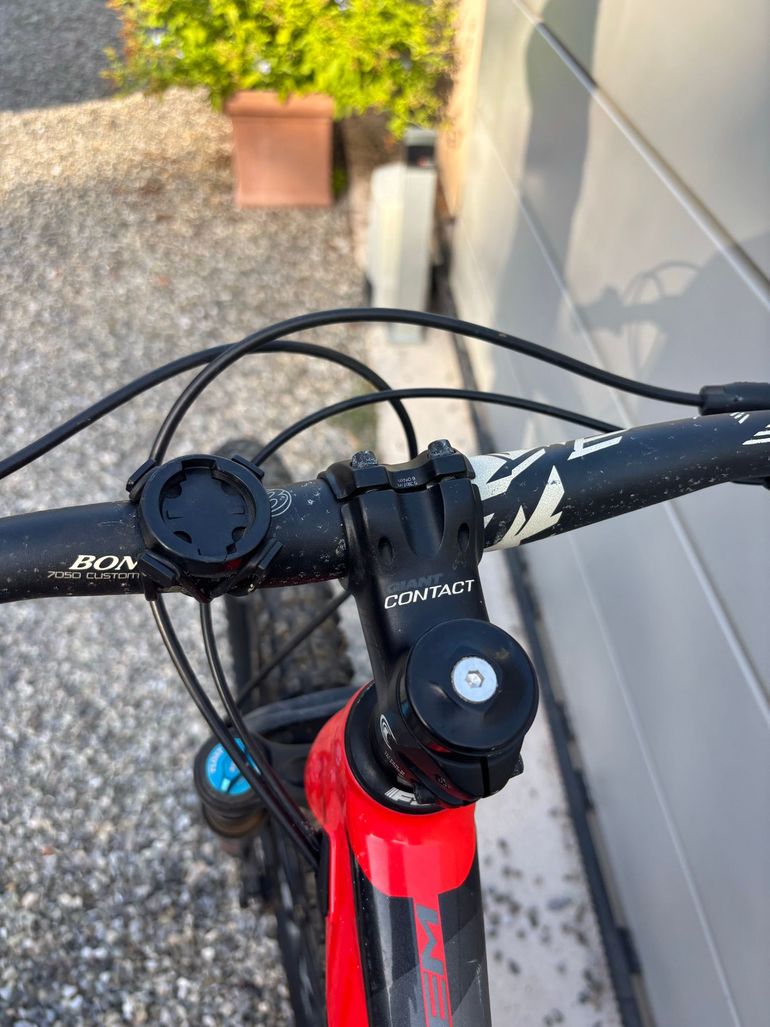 Giant Anthem SX 2 2017 2017 Mountainbike usato, Rosso — immagine 9 di 15