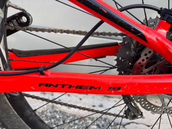 Giant Anthem SX 2 2017 2017 Mountainbike usato, Rosso — immagine 11 di 15