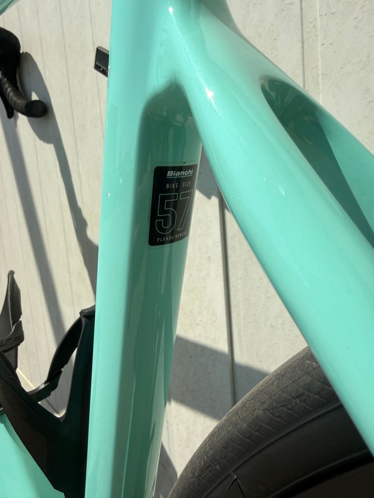 Gebrauchtes Bianchi Sprint 105 2024 2024 Road & Gravel, Schwarz — Bild 2 von 10