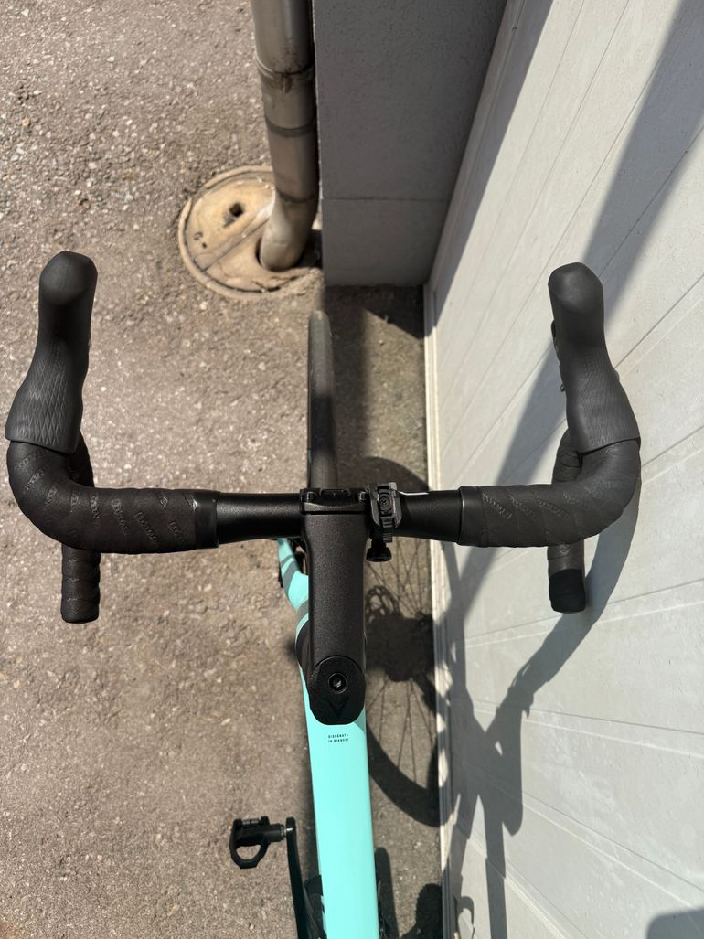 Gebrauchtes Bianchi Sprint 105 2024 2024 Road & Gravel, Schwarz — Bild 7 von 10