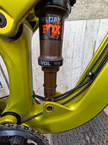 Gebrauchtes Gt Sensor Pro Carbon 2019 Mountainbike, Grün — Bild 9 von 11