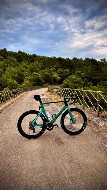 Used Canyon Aeroad CF SLX 7 eTap 2023 2023 Road & Gravel