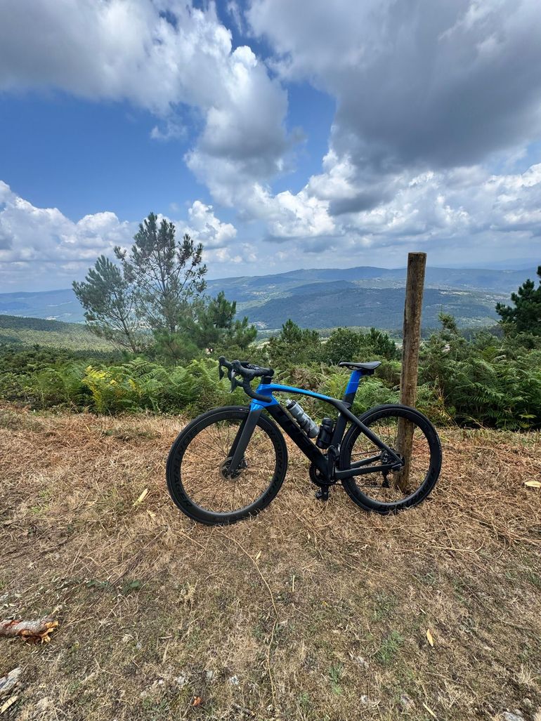 Brugt Trek Madone SL 7 Disc 2020 2020 Road & Gravel — billede 2 af 4