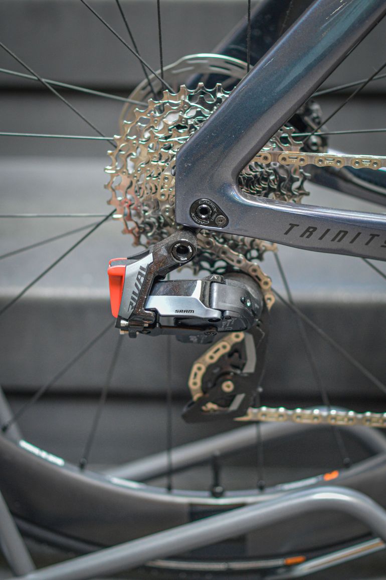 Used Giant Trinity Advanced SL 2 2025 2025 Road & Gravel, Black — image 7 of 13